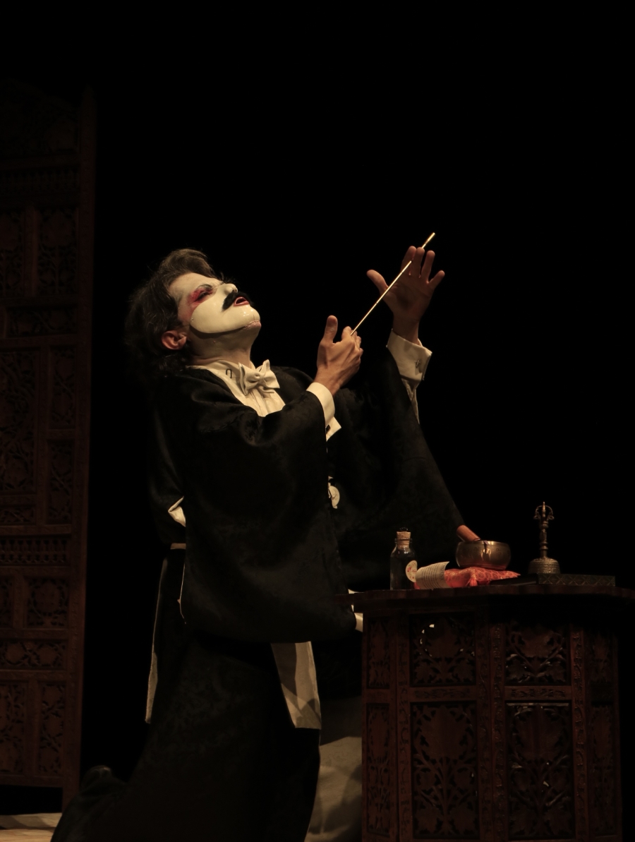 Proust. Adoración perpetua (Viernes 25 y sábado 26 de abril 2025)